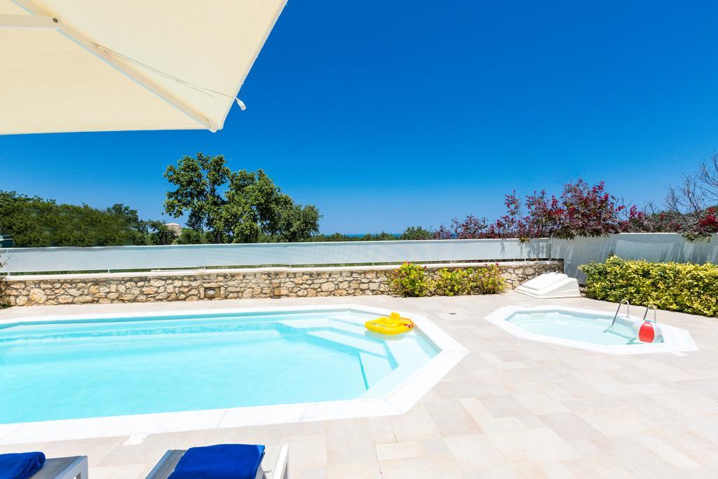 Deluxe Villa Ianthos - Outdoor Hot Tub & Kids Pool Gállos Exterior foto